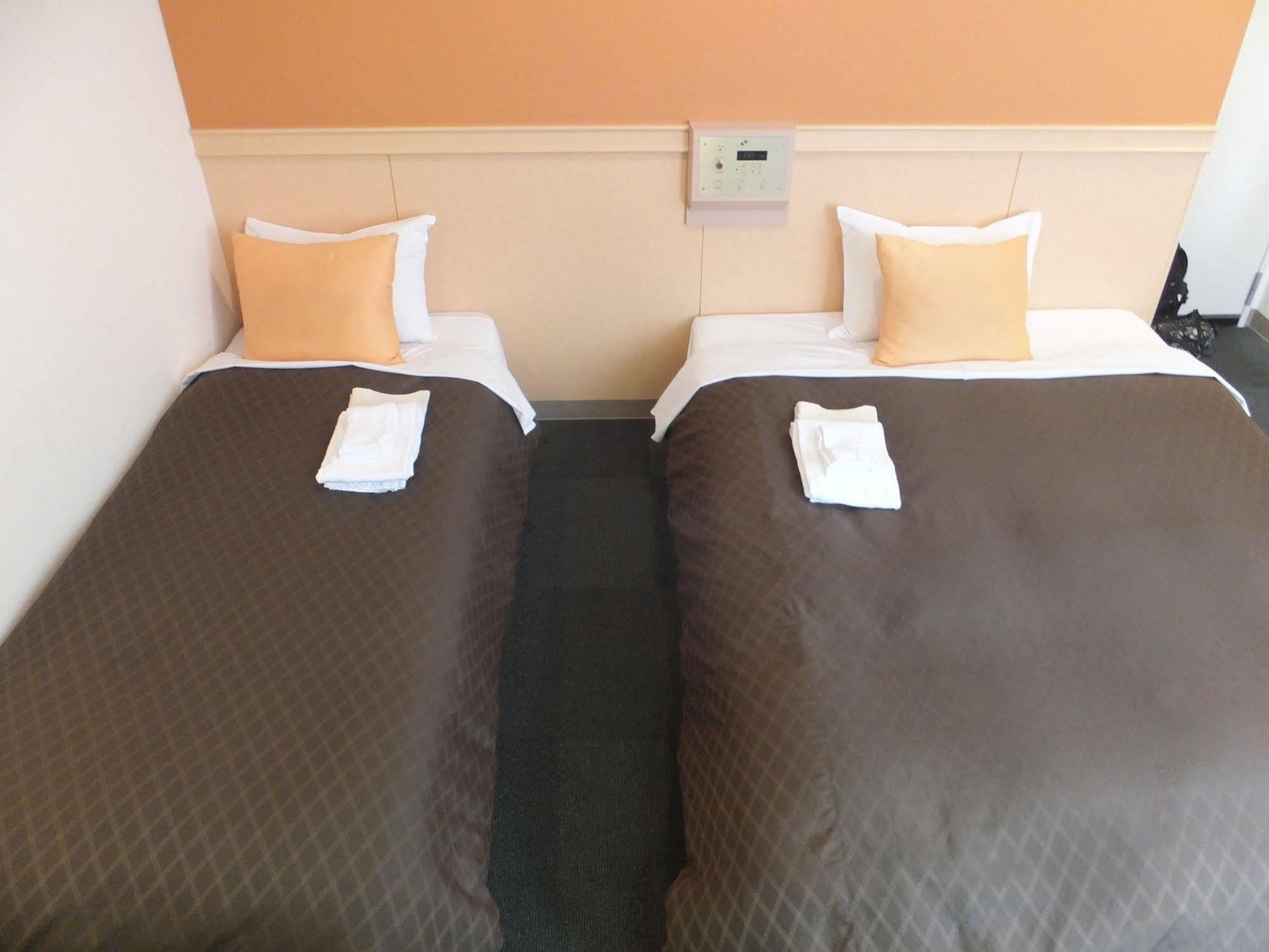 Hotel 1-2-3 Кобе Экстерьер фото